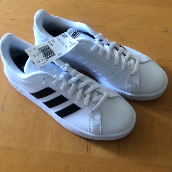 Woman's Adidas shoes classic grand court base - Picture 3 of 3